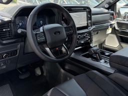 Ford F-150 Raptor 4WD SuperCrew 5.5' Box 2026