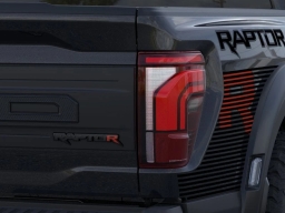 Ford F-150 Raptor 4WD SuperCrew 5.5' Box 2026