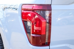 Ford F-150 XLT 4WD SuperCrew 5.5' Box 2026