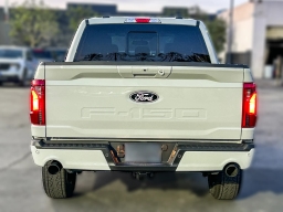 Ford F-150 XLT 4WD SuperCrew 5.5' Box 2026