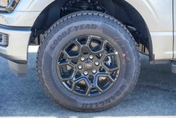 Ford F-150 XLT 4WD SuperCrew 5.5' Box 2026