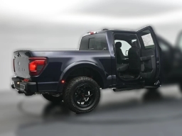 Ford F-150 XLT 4WD SuperCrew 5.5' Box 2025