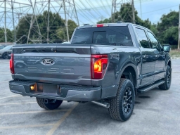 Ford F-150 XLT 4WD SuperCrew 6.5' Box 2026