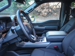 Ford F-150 XLT 4WD SuperCrew 6.5' Box 2026