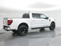 Ford F-150 XLT 4WD SuperCrew 5.5' Box 2025
