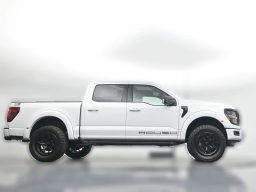 Ford F-150 XLT 4WD SuperCrew 5.5' Box 2025