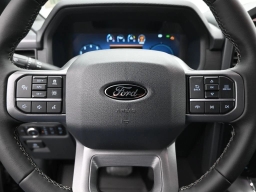 Ford F-150 XLT 4WD SuperCrew 5.5' Box 2026