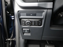 Ford F-150 XLT 4WD SuperCrew 5.5' Box 2026