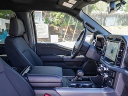 Ford F-150 XLT 4WD SuperCrew 5.5' Box 2026