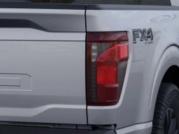 Ford F-150 XLT 4WD SuperCrew 5.5' Box 2026
