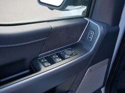 Ford F-150 XLT 4WD SuperCrew 5.5' Box 2025
