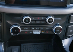 Ford F-150 XLT 4WD SuperCrew 5.5' Box 2025