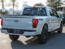 Ford F-150 XLT 4WD SuperCrew 5.5' Box 2026