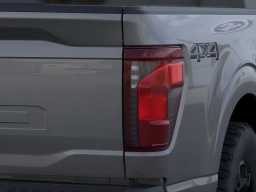 Ford F-150 XLT 4WD SuperCrew 5.5' Box 2026
