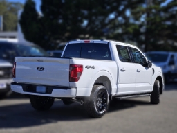 Ford F-150 XLT 4WD SuperCrew 5.5' Box 2026