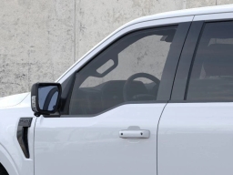 Ford F-150 XLT 4WD SuperCrew 5.5' Box 2026