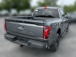 Ford F-150 LARIAT 4WD SuperCrew 5.5' Box 2026