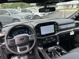 Ford F-150 LARIAT 4WD SuperCrew 5.5' Box 2026