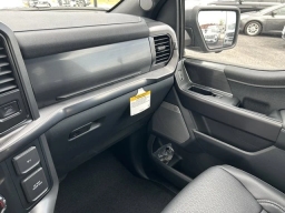 Ford F-150 LARIAT 4WD SuperCrew 5.5' Box 2026