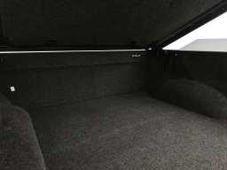 Ford F-150 LARIAT 4WD SuperCrew 5.5' Box 2025