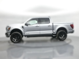 Ford F-150 LARIAT 4WD SuperCrew 5.5' Box 2025