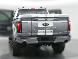 Ford F-150 LARIAT 4WD SuperCrew 5.5' Box 2025