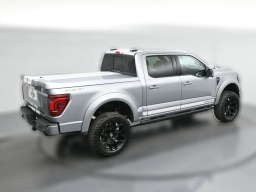 Ford F-150 LARIAT 4WD SuperCrew 5.5' Box 2025