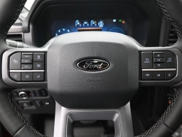 Ford F-150 LARIAT 4WD SuperCrew 5.5' Box 2025