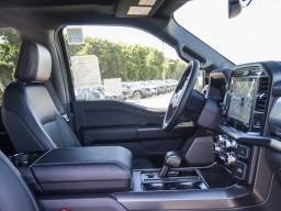 Ford F-150 LARIAT 4WD SuperCrew 5.5' Box 2026
