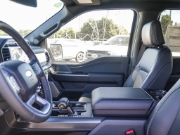 Ford F-150 LARIAT 4WD SuperCrew 5.5' Box 2026