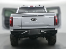 Ford F-150 LARIAT 4WD SuperCrew 5.5' Box 2025