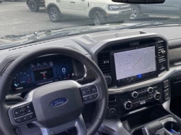 Ford F-150 LARIAT 4WD SuperCrew 5.5' Box 2026