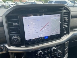 Ford F-150 LARIAT 4WD SuperCrew 5.5' Box 2026
