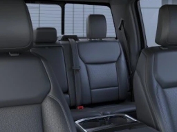 Ford F-150 LARIAT 4WD SuperCrew 5.5' Box 2026