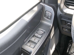 Ford F-150 LARIAT 4WD SuperCrew 5.5' Box 2026