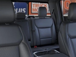 Ford F-150 LARIAT 4WD SuperCrew 5.5' Box 2026