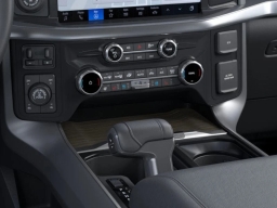 Ford F-150 LARIAT 4WD SuperCrew 5.5' Box 2026