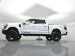 Ford F-150 LARIAT 4WD SuperCrew 5.5' Box 2025