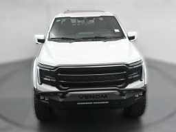Ford F-150 LARIAT 4WD SuperCrew 5.5' Box 2025