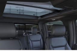 Ford F-150 LARIAT 4WD SuperCrew 5.5' Box 2026