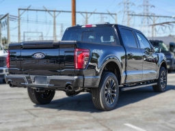 Ford F-150 LARIAT 4WD SuperCrew 5.5' Box 2026