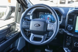 Ford F-150 LARIAT 4WD SuperCrew 5.5' Box 2026
