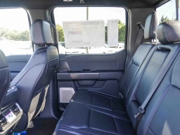 Ford F-150 LARIAT 4WD SuperCrew 5.5' Box 2026