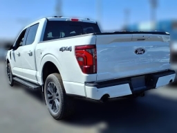 Ford F-150 LARIAT 4WD SuperCrew 5.5' Box 2026