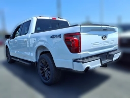 Ford F-150 LARIAT 4WD SuperCrew 5.5' Box 2026