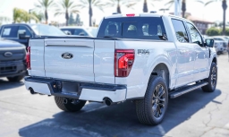 Ford F-150 LARIAT 4WD SuperCrew 5.5' Box 2026
