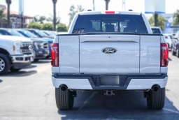 Ford F-150 LARIAT 4WD SuperCrew 5.5' Box 2026