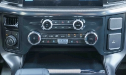 Ford F-150 LARIAT 4WD SuperCrew 5.5' Box 2026