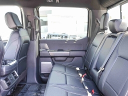 Ford F-150 LARIAT 4WD SuperCrew 5.5' Box 2026