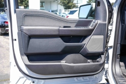 Ford F-150 LARIAT 4WD SuperCrew 5.5' Box 2026